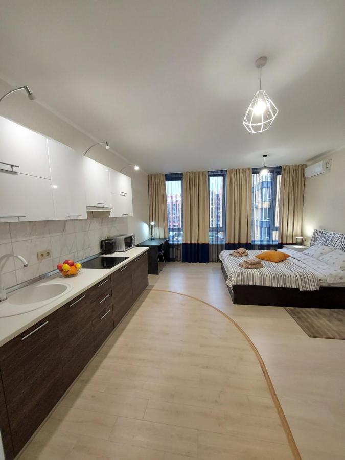 Апартаменти Комфорт Таун Kiew Exterior foto